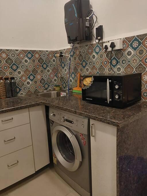 Chillx Comfort Stay 2Bhk Luxury Apt 아르포라 외부 사진