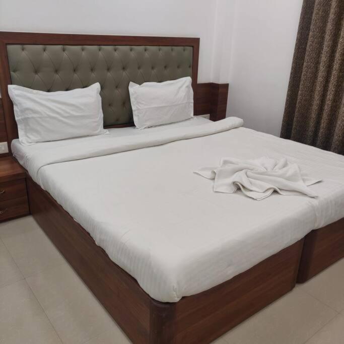 Chillx Comfort Stay 2Bhk Luxury Apt 아르포라 외부 사진